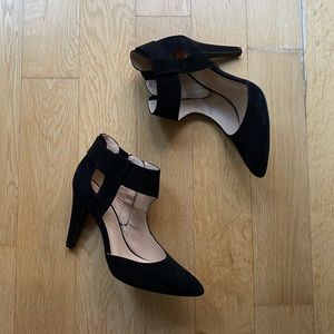 NWOT Nine West black suede heels
